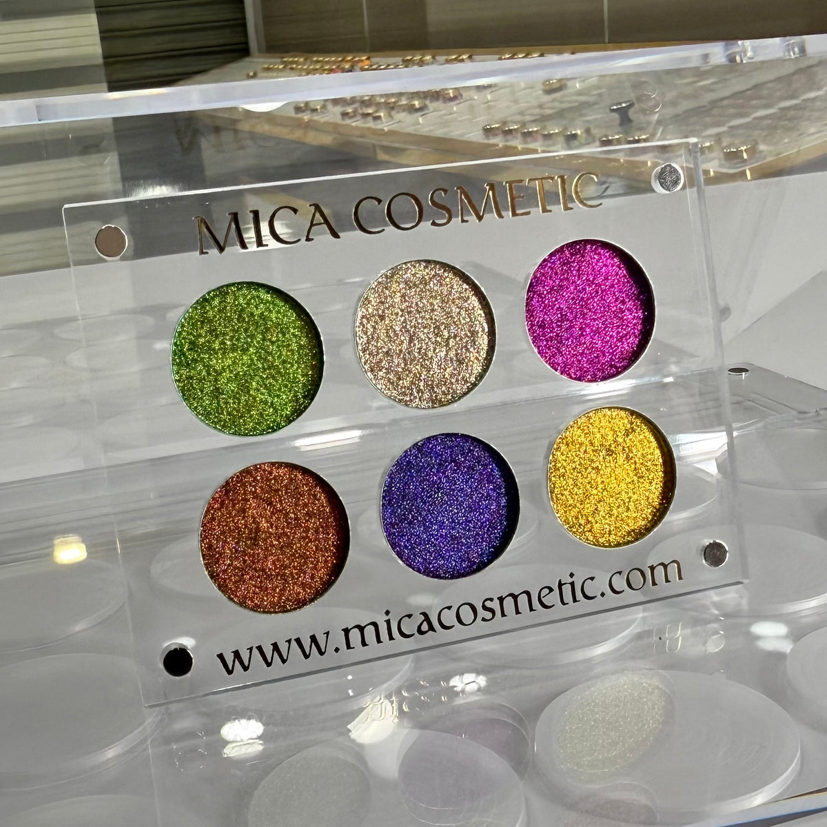 Mica Cosmetic 6in1 Multichrome Eyeshadow palette